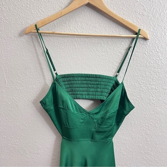 TUCKERNUCK A.L.C Blakey Cut out Satin Dress in green size 12 - Picture 9 of 15
